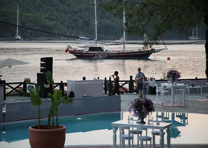 Marti Hemithea Hotel *