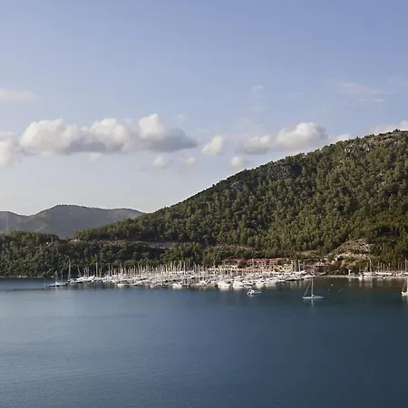 Hotel Marti Hemithea