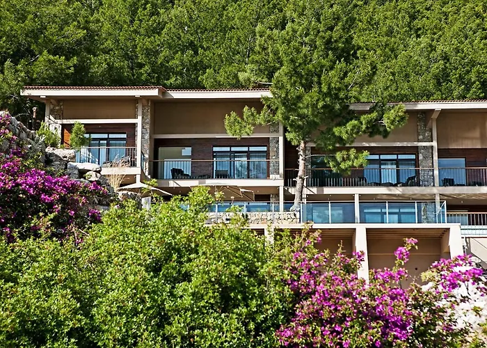 Marti Hemithea Отель *