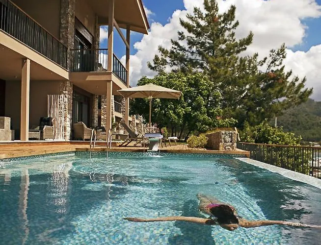 Marti Hemithea Отель *